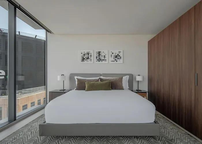 The Ritz-carlton Residences