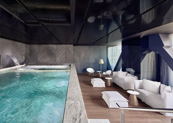 Hotel The Ritz-carlton Residences 5*