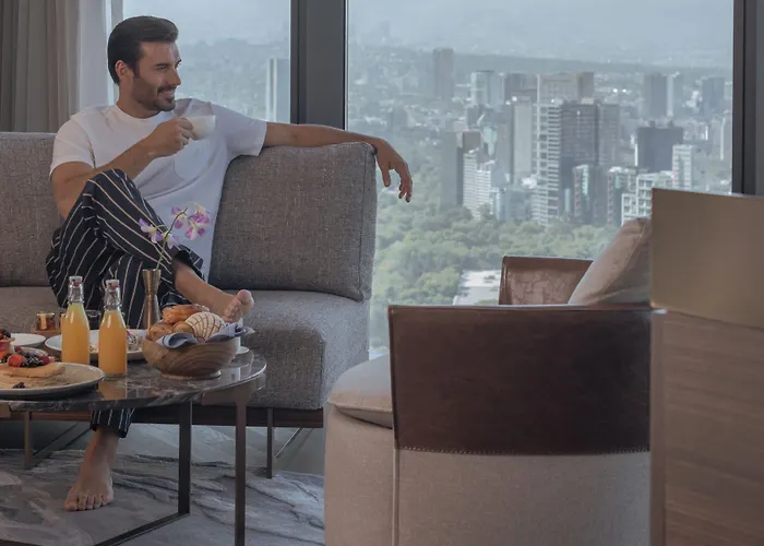 Hotel The Ritz-carlton Residences 5*
