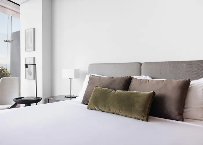 Hotel The Ritz-carlton Residences 5*