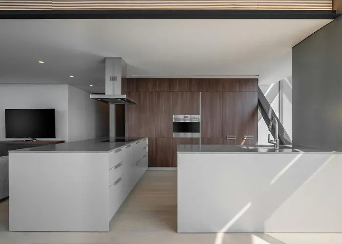 The Ritz-carlton Residences
